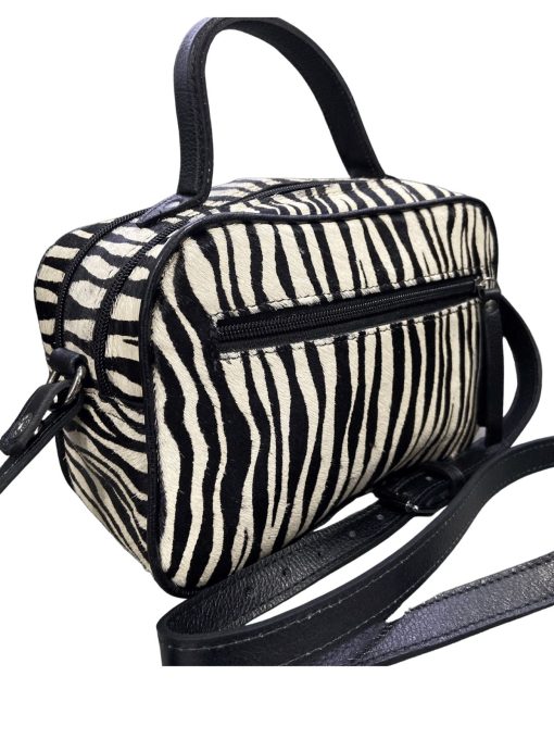 Bolsa Baú Couro Manuela Zebra com branco - Image 2