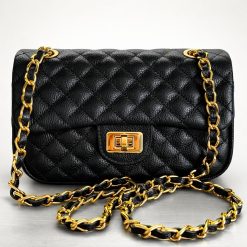 Bolsa Matelassê Couro legítimo Preta – Bolsa Carol