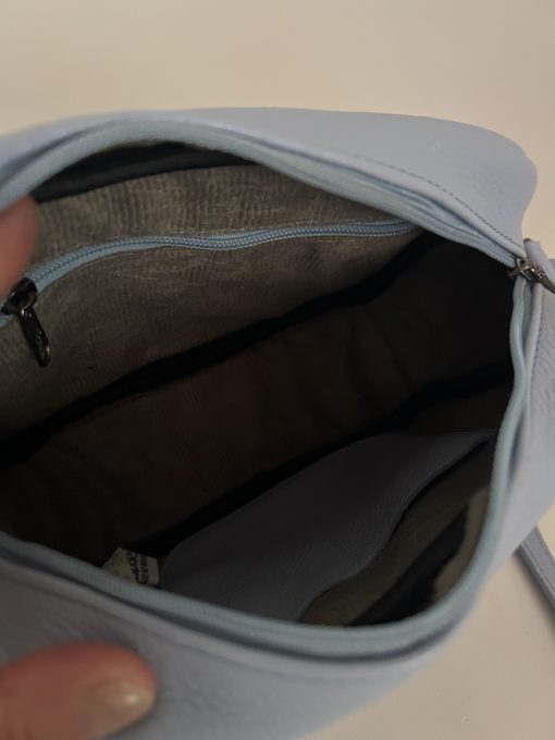 Bolsa transversal em couro azul clara Luma - Imagem 3