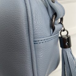 Bolsa transversal em couro azul clara Luma