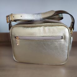 Bolsa matelassê pequena  Laura Ouro light